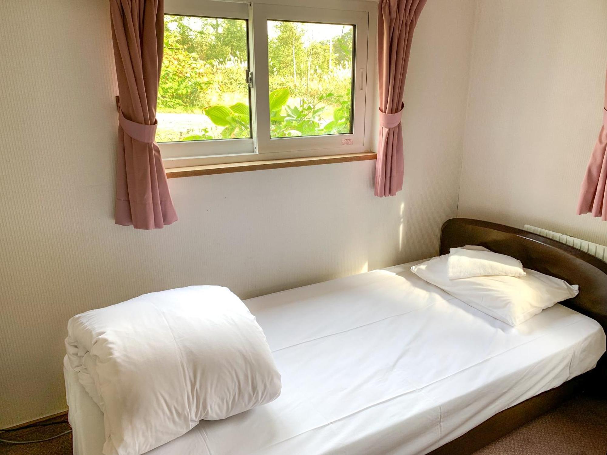 Niseko Ski Lodge - Higashiyama Номер фото