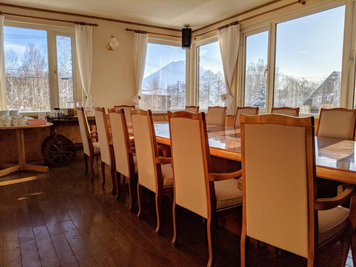 Niseko Ski Lodge - Higashiyama Экстерьер фото