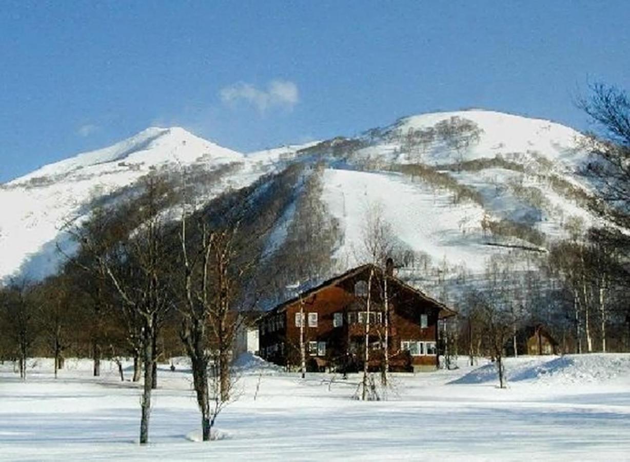 Niseko Ski Lodge - Higashiyama Экстерьер фото